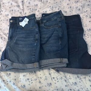 Bundle of 3 old navy high rise WOW shorts size 8